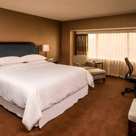 The Plaza Hotel Columbus at Capitol Square