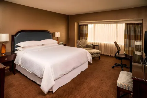The Plaza Hotel Columbus at Capitol Square - 뷰