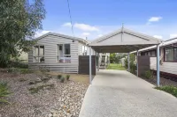 Corymbia Hotels near Anglesea Beach Playground