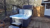 Villa Yarema Mountain Relax with Hot Jacuzzi & Sauna Hotels in 