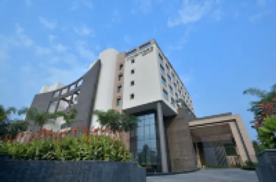 Courtyard Raipur Hotels in 