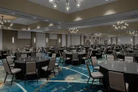 Sheraton Milwaukee Brookfield Hotel