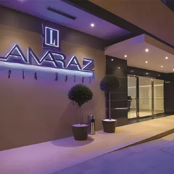 Lamaraz Hotels