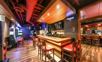 Howard Johnson by Wyndham Winnipeg West
