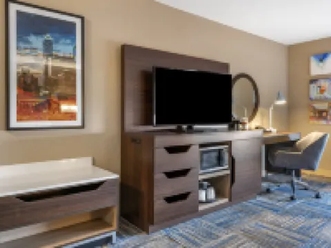 Hampton Inn Greenfield Hotels in Greenfield
