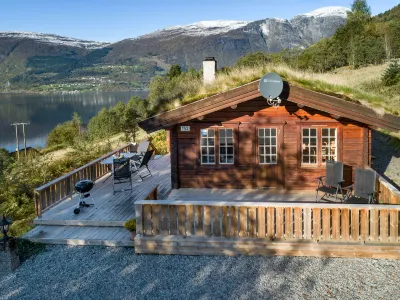 Fjordblick I Hotels near Huaren viewpoint