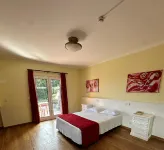 Encumeada Hotels in Ponta Delgada