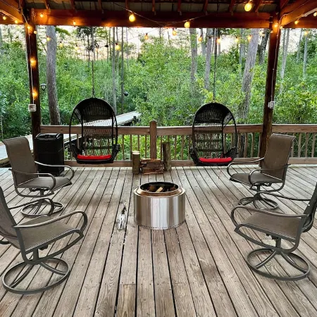 Secluded cabin on the water with jetski, hottub & kayak! Pets OK & early checkin