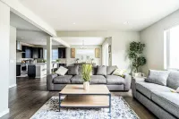 Luxurious 3 story new construction near Seattle!