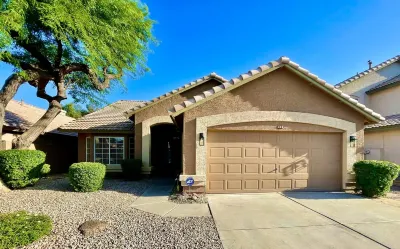 Casa Del Sol Gilbert, Arizona Heated Pool & Spa Hotels near HD SOUTH - Home of the Gilbert Museum