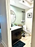 Cozy 1-bedroom condo with WiFi, AC in downtown Clarksville