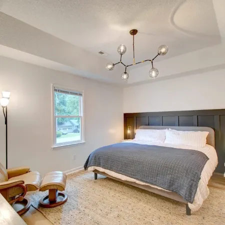 Scandi-Chic Retreat in Madison-Pets stay free!