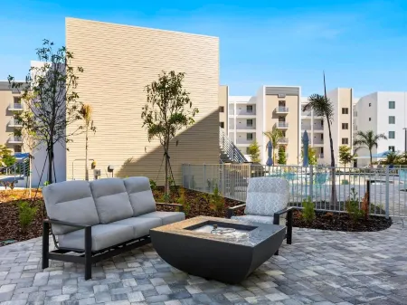 The Strand of Sarasota 509 Отели рядом с достопримечательностью «Сарасота Джунгл Гарденс»