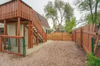 The Hive Downtown: ☀️Hot Tub +🍷Patio + 🔥Fire pit