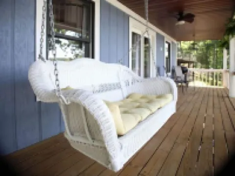 Lakefront, Amazing Views, Boat Rentals Available