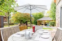 La Grange - Charming 4-Person Gite + 2-Person Cabane Insolite.