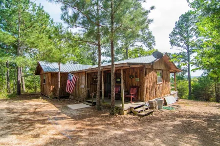 Seclusion in the Lost Pines hosted by Jan