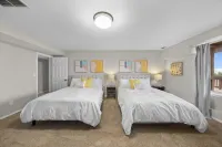 Luxury Home with Panoramic Puget Sound Views, Baby Grand Piano,  and Game Room