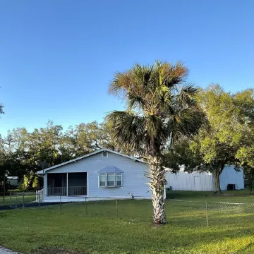 Green Acres! - Spacious secure home with ample boat parking for fishing & fun!