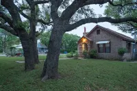 Historic Hill Country Cottages