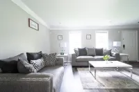 The Perfect COZY Home Away From Home