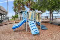 Waterfront Vacation Getaway Hotels in Hudson