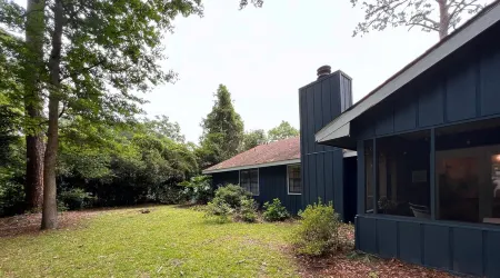 Paradise is waiting for you! Minutes away from St. Simons, Jekyll, Golf & FLETC!