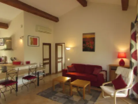 Barjac Villa Pastis - Self-catering cottage with swimming pool and view of the Cevennes mountains Hoteles en Barjac