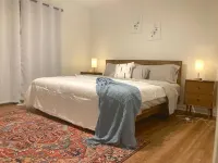 Renovated Townhome with Two King Beds & Sep Bath Hotels near Bartow History Museum