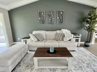 Newly remodeled 3 BR house, 5 min from WEC and by golf course. Dogs allowed