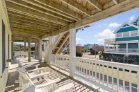 Corolla Oceanside in Whalehead - Heated Pool - 7BR/6.5BA - Short Walk to Beach!