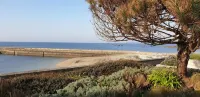Superb Beach Front Apartment in Concarneau - 3つ星