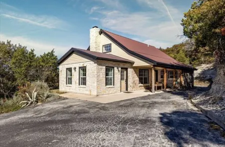 Hill Country Ranch Retreat on Chalk Mountain