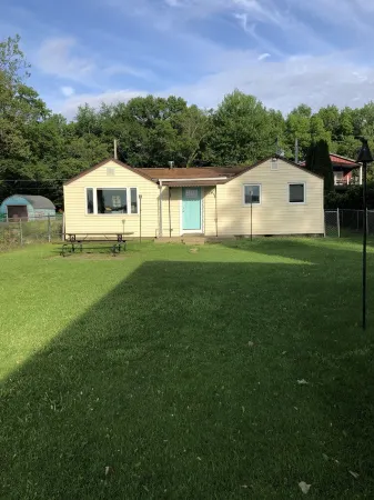 Notre Dame Home games / Experience Lakefront Life