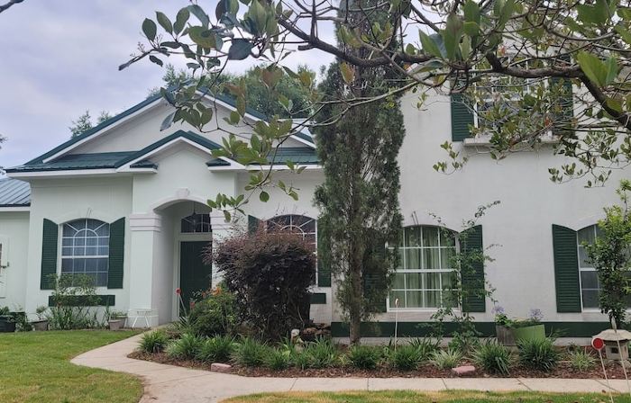 Gorgeous 5 bedroom home w/ pool. Close to  Destin Beaches. No cleaning fee!