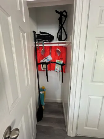 Cozy apartment just 11 minutes drive to Long Beach Cruise Terminal Отели рядом с достопримечательностью «Нейплс»