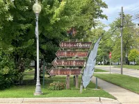 Three Oaks, Michigan.  Beautiful Southwestern Michigan - 3-Star