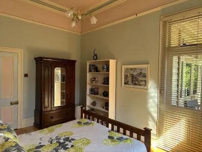 Victorian Period Charm in a leafy suburb