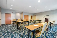 Hampton Inn & Suites Rockland Hotels in Rockland