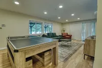 Lakefront Oasis - Kayaks - Hot Tub - Fire Pit