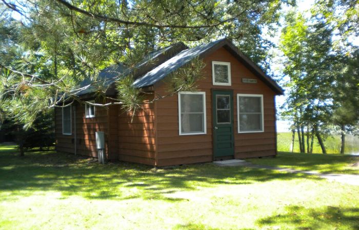 Escape to cozy, secluded lakefront cabin in the north woods