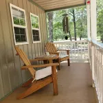Cozy cabin near the Niangua river and Bennet Springs State park. Pet friendly !