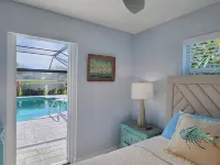 River Ranch luxury waterfront home w/ pool & dock : boater, family, pet paradise