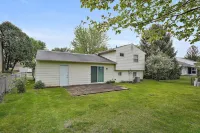 EASTON TOWNE CENTER 4 bed, 2 full bath home w/  big yard - Wifi