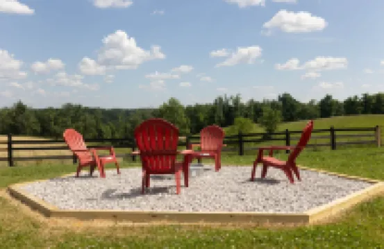 Red River Ranch Retreat- HOT TUB, Views, Pond- Near RRG
