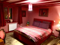 Domaine de la Renardiére Saint-Symphorien-de-Mahun 호텔