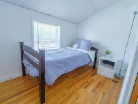 'Casa Playa' Two Unit Beach House a block from the beach. Hotels in Lewes