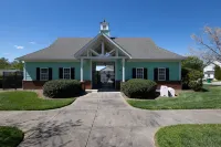 Luxury Chic Minimalist Townhouse Hotels in Steele Creek