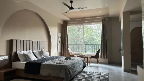 Hued A boutique Stay - Holiday Apartments