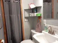 Quaint Family, Couples Cottage ON The Lake! Stunning View, Near Marinas, Trails